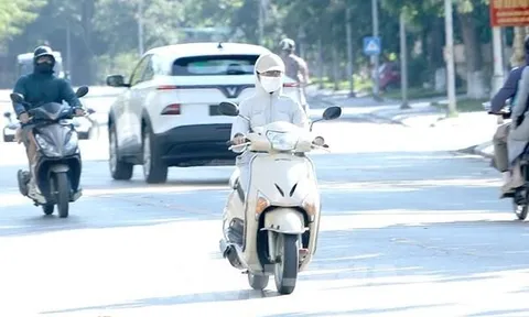 Không khí lạnh tràn về tối 28/4, miền Bắc chuyển mưa dông, trời mát