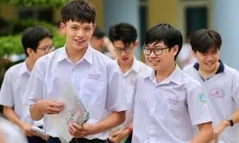 Tối nay, TP.HCM công bố chỉ tiêu lớp 10 sau khi khóa cổng đăng ký