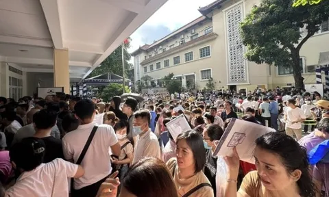Phụ huynh lúng túng khi phân tuyến bằng bản đồ số: Minh bạch hơn nhưng chưa dễ tiếp cận