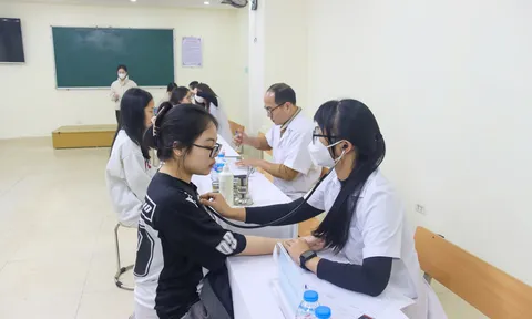 Học phí nhiều trường y dược tăng mạnh trong năm 2026