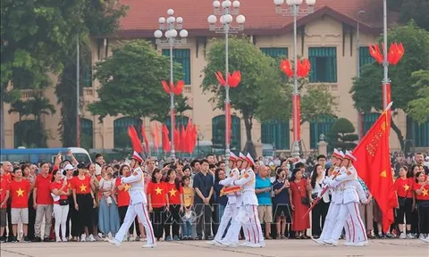 Bộ Nội vụ đề xuất thêm 1 ngày nghỉ lễ hưởng nguyên lương trong năm