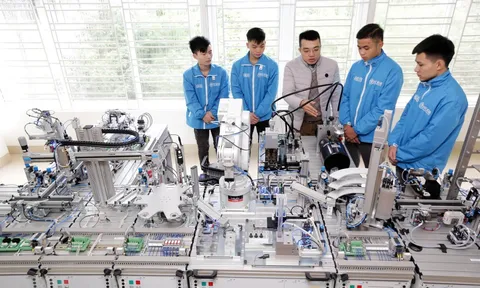 Tiêu chuẩn mới đối với người dạy nghề: Chú trọng năng lực thực chất thay vì bằng cấp