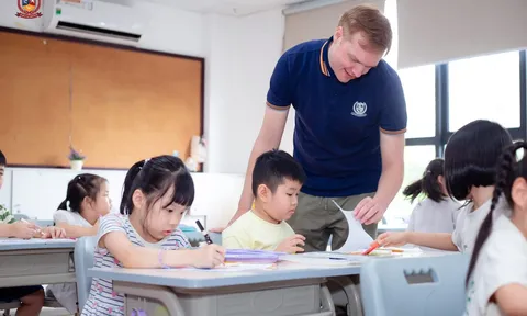 Dự thảo mới về ngoại ngữ, học sinh có thể học tiếng Anh từ lớp 1