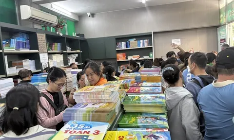 Cung ứng sách giáo khoa tiếp tục được đẩy nhanh
