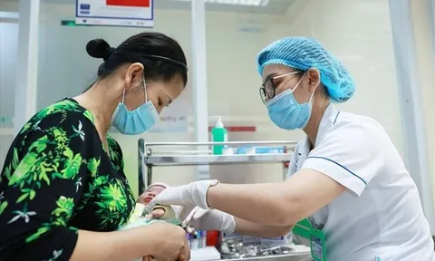 Phụ cấp ưu đãi nghề y tế có mức cao nhất 80%