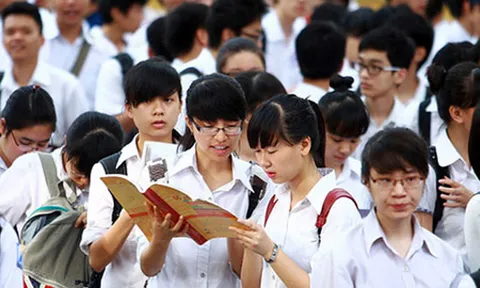 Chương trình giáo dục thường xuyên cập nhật nội dung 4 môn học