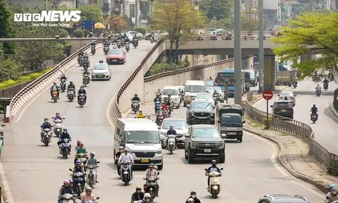 Miền Bắc còn nắng nóng, Nam Bộ đề phòng mưa lớn