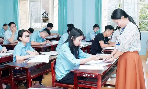 Sáp nhập trường học, bài toán quản trị đặt ra từ lớp học