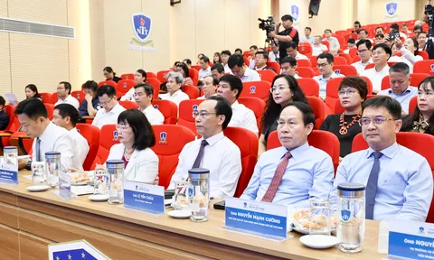 Gần 17.000 người đang theo học tiến sĩ