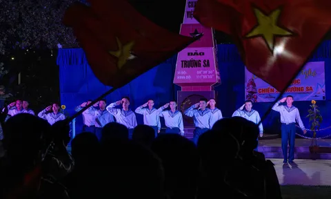 Đặc khu Trường Sa - 43 năm xây dựng, kiên cường giữ biển trời Tổ quốc