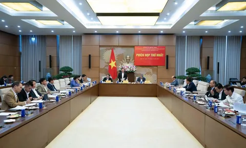 Xây dựng, hoàn thiện đề án Định hướng lập pháp nhiệm kỳ Quốc hội khóa XVI trình Trung ương tháng 12/2025
