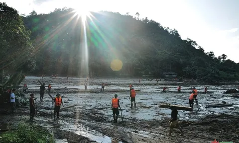 'Dân sự hóa' Quân đội - mũi tên độc trong chiến lược 'diễn biến hòa bình': Giải pháp làm thất bại mưu đồ