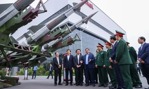 Làm chủ công nghệ chiến lược và đẩy mạnh thương mại hóa sản phẩm công nghiệp quốc phòng