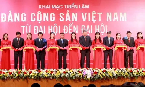 Tổng Bí thư Tô Lâm dự khai mạc triển lãm 'Đảng Cộng sản Việt Nam - Từ Đại hội đến Đại hội'