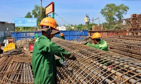 Tập trung tối đa nhân lực, hoàn thành cao tốc đoạn Hậu Giang-Cà Mau trước ngày 19/1