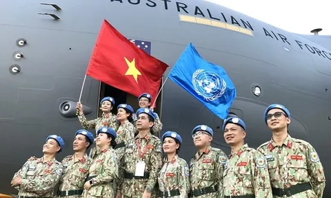 Giữ thế cân bằng chiến lược trong đối ngoại quốc phòng