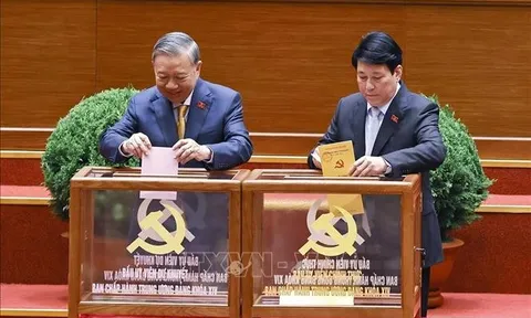 Đại hội XIV của Đảng: Bầu, thông qua danh sách Ban Chấp hành Trung ương khóa XIV