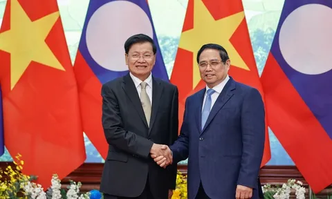 Thủ tướng Phạm Minh Chính hội kiến Tổng Bí thư, Chủ tịch nước Lào