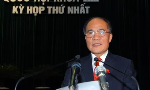 Đồng chí Nguyễn Sinh Hùng - Chủ tịch Quốc hội khóa XIII, Phó Thủ tướng Thường trực Chính phủ từ năm 2006-2011