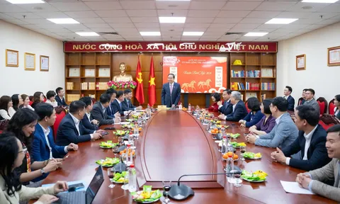 Tập trung cao độ cho công tác bầu cử và nâng cao chất lượng đại biểu