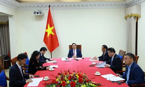 Thủ tướng Phạm Minh Chính điện đàm với Tổng thống Angola, đề nghị hỗ trợ cung cấp dầu thô và khí đốt