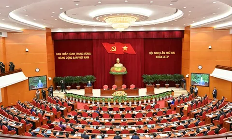 Thông cáo báo chí về ngày làm việc thứ ba và bế mạc Hội nghị Trung ương 2 khoá XIV