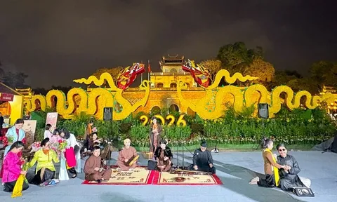 Để văn hóa thực sự là ngọn đuốc dẫn đường, phải đặt văn hóa vào đúng vị trí trụ cột chiến lược