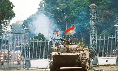 Kỷ niệm 51 năm thống nhất đất nước: Nhìn từ góc độ lịch sử quân sự và chiến lược quốc phòng