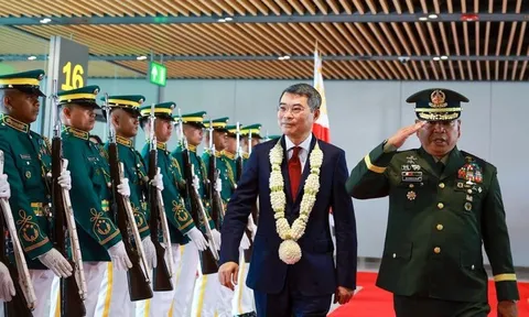 Thủ tướng Lê Minh Hưng tới Philippines tham dự Hội nghị Cấp cao ASEAN 48