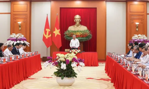 Tổng kết phải có chiều sâu lịch sử, tầm cao lý luận và sức gợi mở kiến tạo cho tương lai