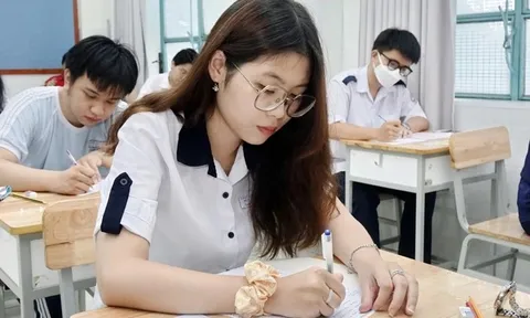 Tổ chức thi tốt nghiệp THPT và tuyển sinh đại học năm 2026 theo hướng giảm áp lực, giảm chi phí, giữ ổn định
