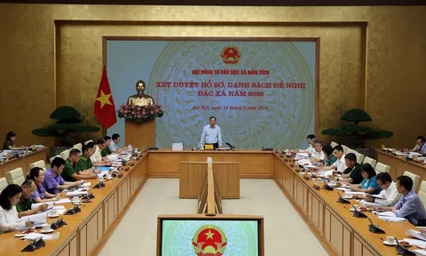 Phó Thủ tướng Thường trực Phạm Gia Túc chủ trì phiên họp của Hội đồng tư vấn đặc xá năm 2026