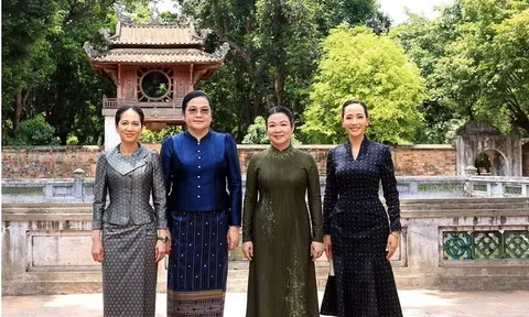 Phu nhân Thủ tướng Lê Minh Hưng cùng Phu nhân Thủ tướng các nước Lào, Campuchia, Thái Lan tham gia hoạt động giao lưu văn hóa