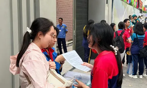Đề thi Văn tốt nghiệp THPT 2026 mang đậm hơi thở công nghệ và dấu ấn hội nhập
