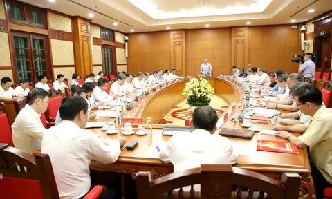 Công tác tư tưởng càng hiện đại về phương thức, càng phải vững chắc về chính trị, tư tưởng, nguyên tắc và mục tiêu