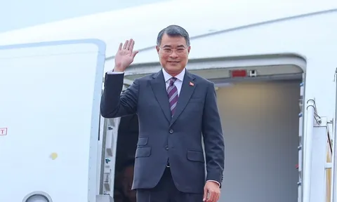 Thủ tướng Lê Minh Hưng lên đường dự Hội nghị Cấp cao kỷ niệm 35 năm quan hệ ASEAN-Nga