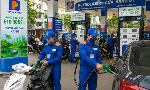 Điều chỉnh giá xăng, dầu từ 0h ngày 1/7: Xăng E5 RON92 tăng 1.426 đồng/lít, xăng E10 RON95-III tăng 1.287 đồng/lít