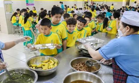 Phó Thủ tướng Phạm Thị Thanh Trà: An toàn thực phẩm tại trường học cần siết chặt và xử lý vi phạm không có vùng cấm