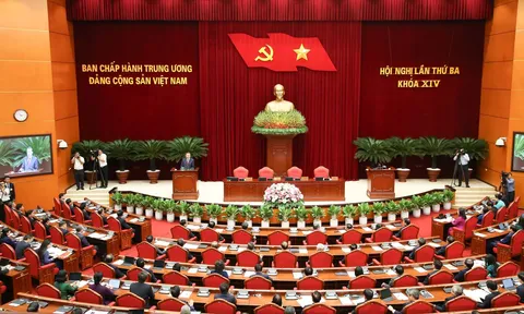 Bế mạc Hội nghị lần thứ ba Ban Chấp hành Trung ương Đảng khóa XIV