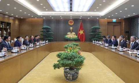 Thủ tướng Lê Minh Hưng tiếp Trưởng ban Tổ chức Trung ương Đảng Nhân dân Cách mạng Lào