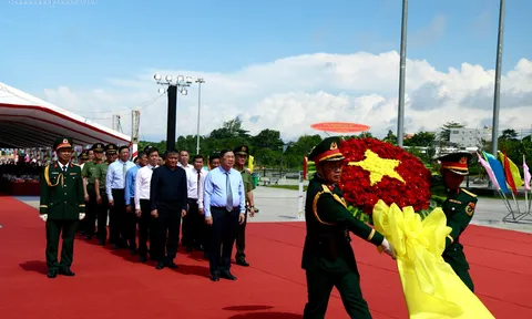 Phó Thủ tướng Thường trực Phạm Gia Túc: Xây dựng Phú Quốc trở thành đơn vị kiểu mẫu về an ninh, trật tự và văn minh đô thị