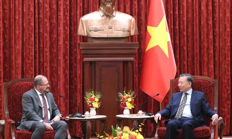 Tổng Bí thư, Chủ tịch nước Tô Lâm tiếp Chủ tịch kiêm Tổng Giám đốc Điều hành Tập đoàn Qualcomm