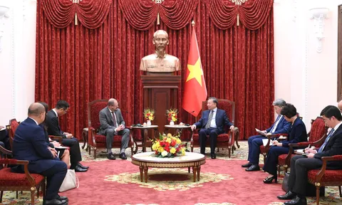Tổng Bí thư, Chủ tịch nước Tô Lâm tiếp Chủ tịch kiêm Tổng Giám đốc Điều hành Tập đoàn Qualcomm