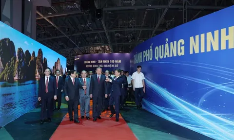 Tổng Bí thư, Chủ tịch nước trao Nghị quyết của Quốc hội về thành lập thành phố Quảng Ninh