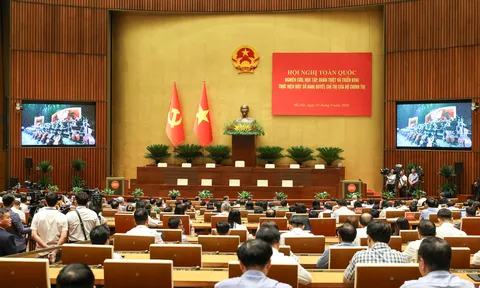 Các đồng chí lãnh đạo Đảng, Nhà nước dự Hội nghị quán triệt, triển khai thực hiện một số Nghị quyết, chỉ thị của Bộ Chính trị