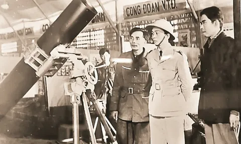 Tôn vinh, trọng dụng, bồi đắp và phát huy đội ngũ trí thức tiêu biểu trong Quân đội