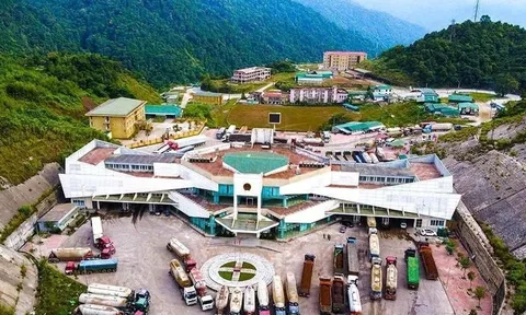 Phó Thủ tướng Thường trực Phạm Gia Túc: Hoàn thiện cơ chế, chính sách để tạo động lực phát triển kinh tế cửa khẩu