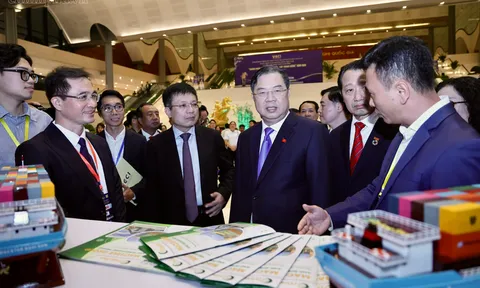 Phó Thủ tướng Thường trực Phạm Gia Túc: Doanh nhân phải có khát vọng lớn hơn, năng lực mạnh hơn và trách nhiệm cao hơn