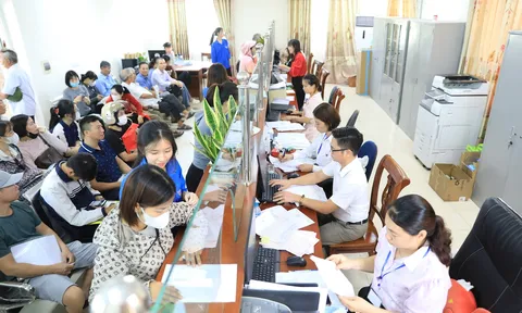 Quy định của Bộ Chính trị về kiểm điểm và đánh giá, xếp loại chất lượng cán bộ trong hệ thống chính trị