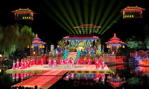 Bộ trưởng Lâm Thị Phương Thanh: Khơi thông nguồn lực sáng tạo để phát triển công nghiệp văn hóa
